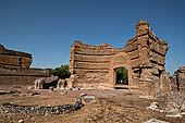 Villa Adriana - Esedra del ninfeo di palazzo.